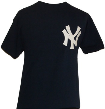 NY Yankees t-shirt - Assorted players on the back of the tee